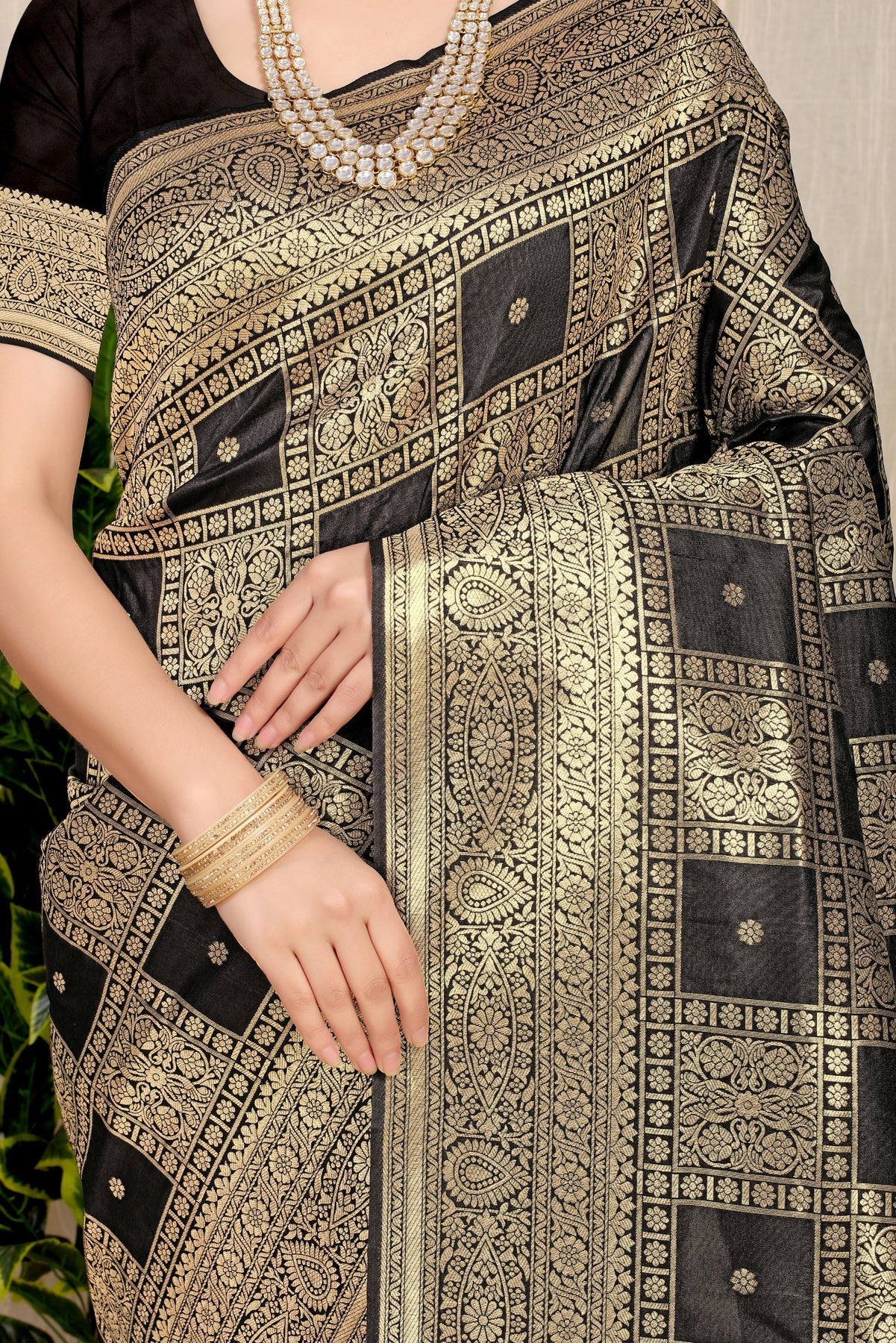 Black Pattu Kanjivaram Silk Saree - OFLINE SELECTION Kanjivaram SareebutiboxBLACK #Saree#