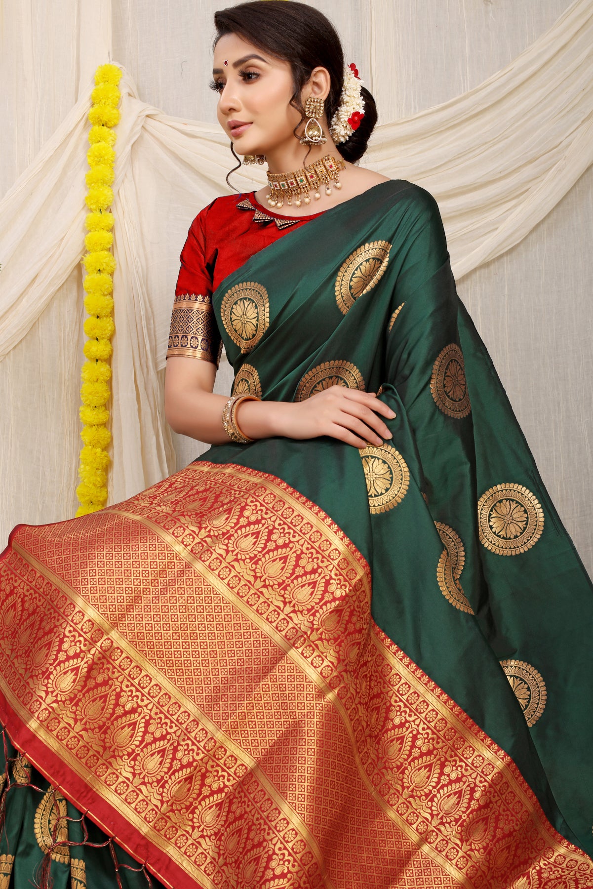 Green Pattu Weaving Silk Banarasi saree