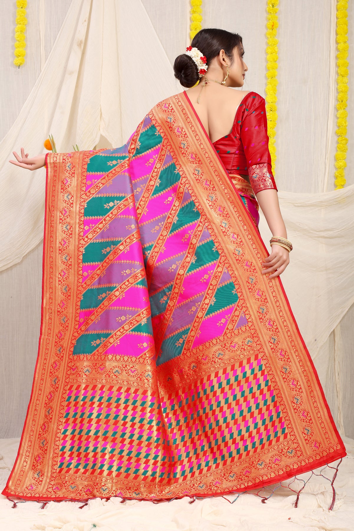 Red 
Pattu Kanjivaram Silk Saree