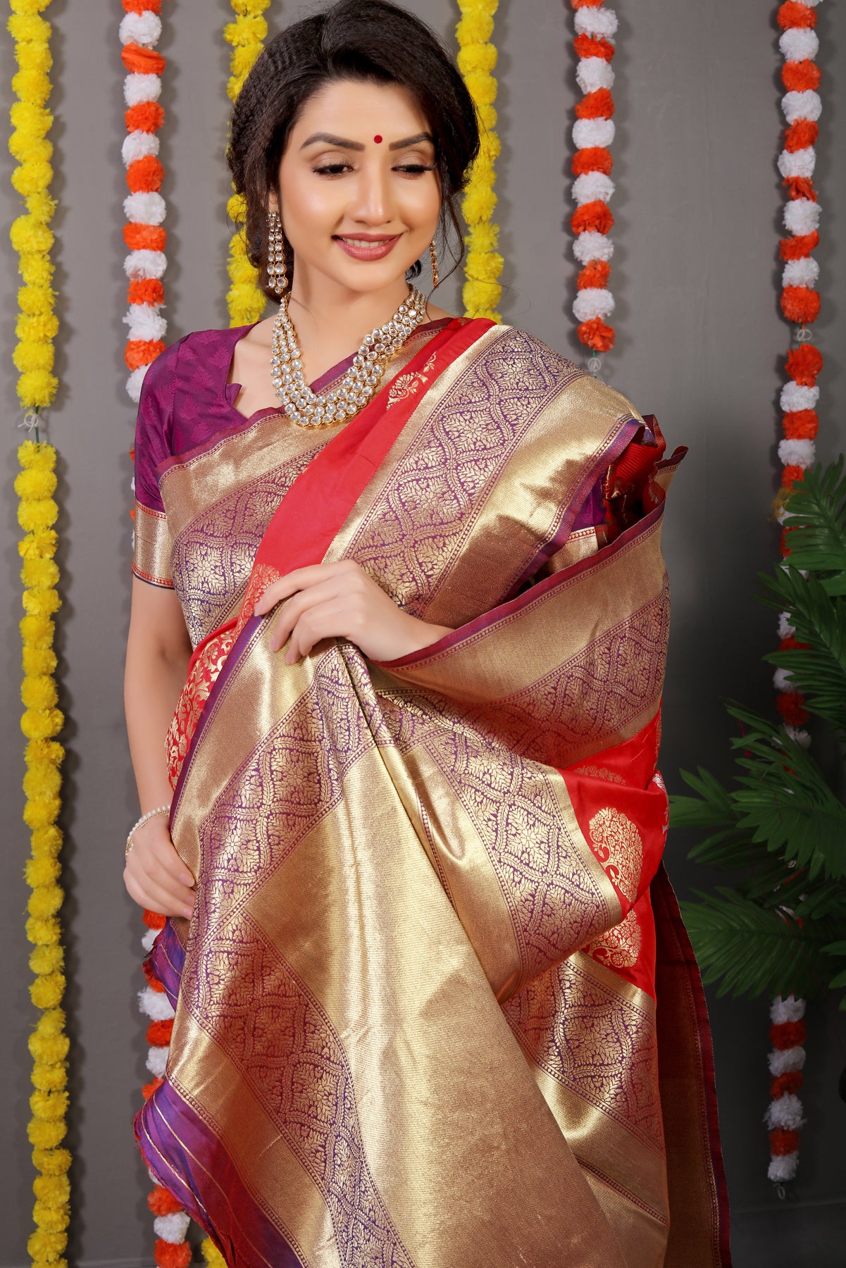 Red  Paithani Silk Saree With Zari Weaving Banarasi Silk Saree