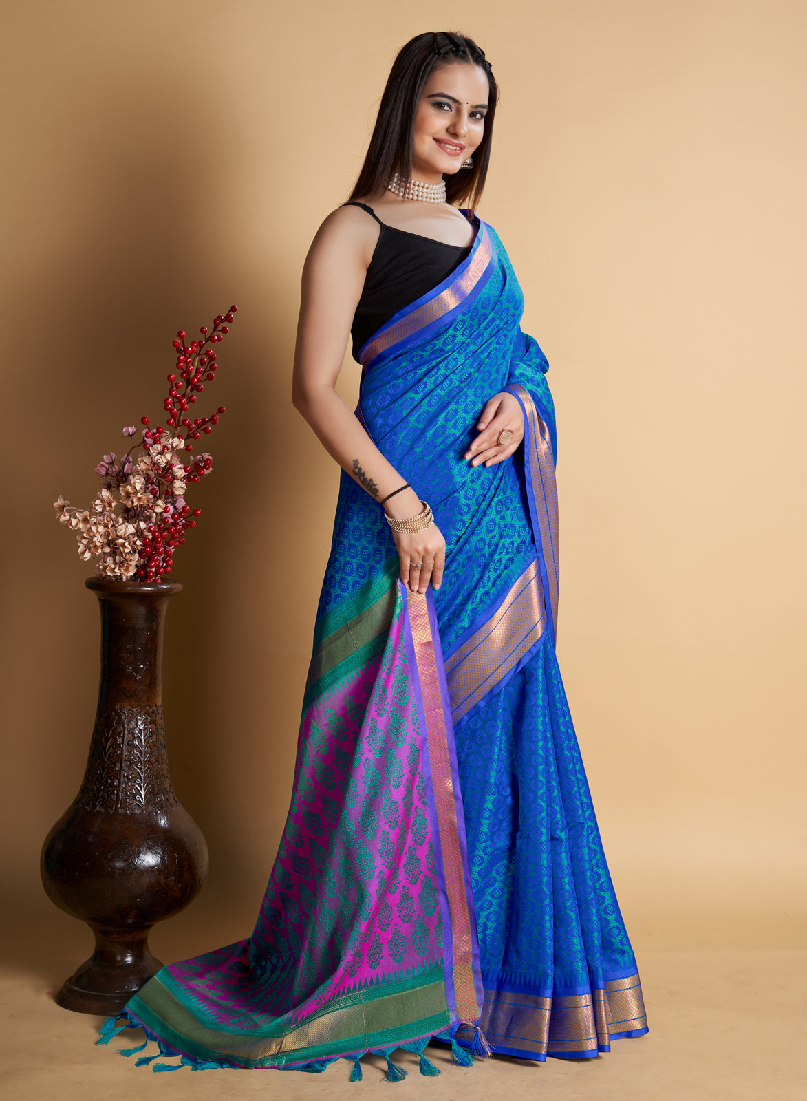 Royal Blue Soft Silk Aure Base With Contrass Blouse And  Saree