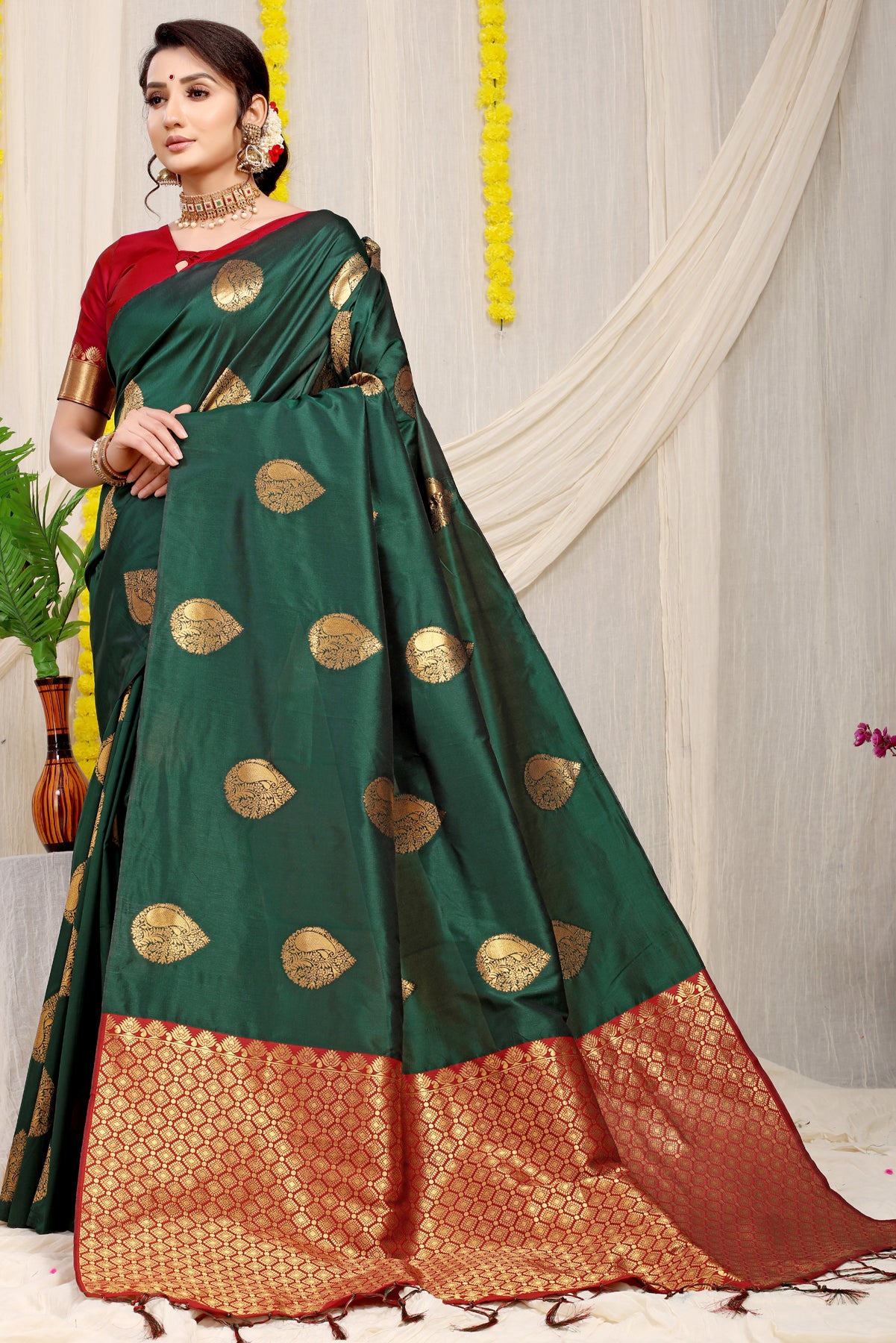 Green Kanchipuram Pattu Silk Saree