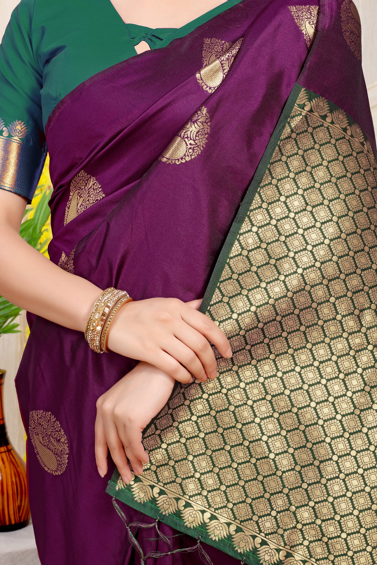 Magenta Kanchipuram Pattu Silk Saree