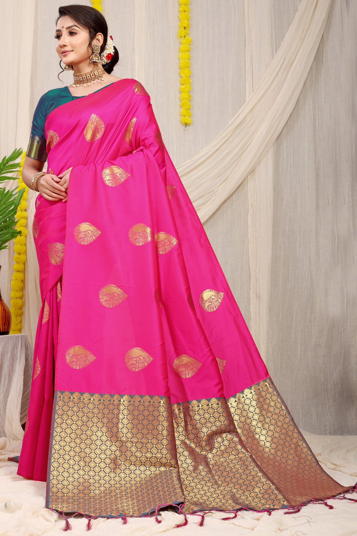 Pink Kanchipuram Pattu Silk Saree