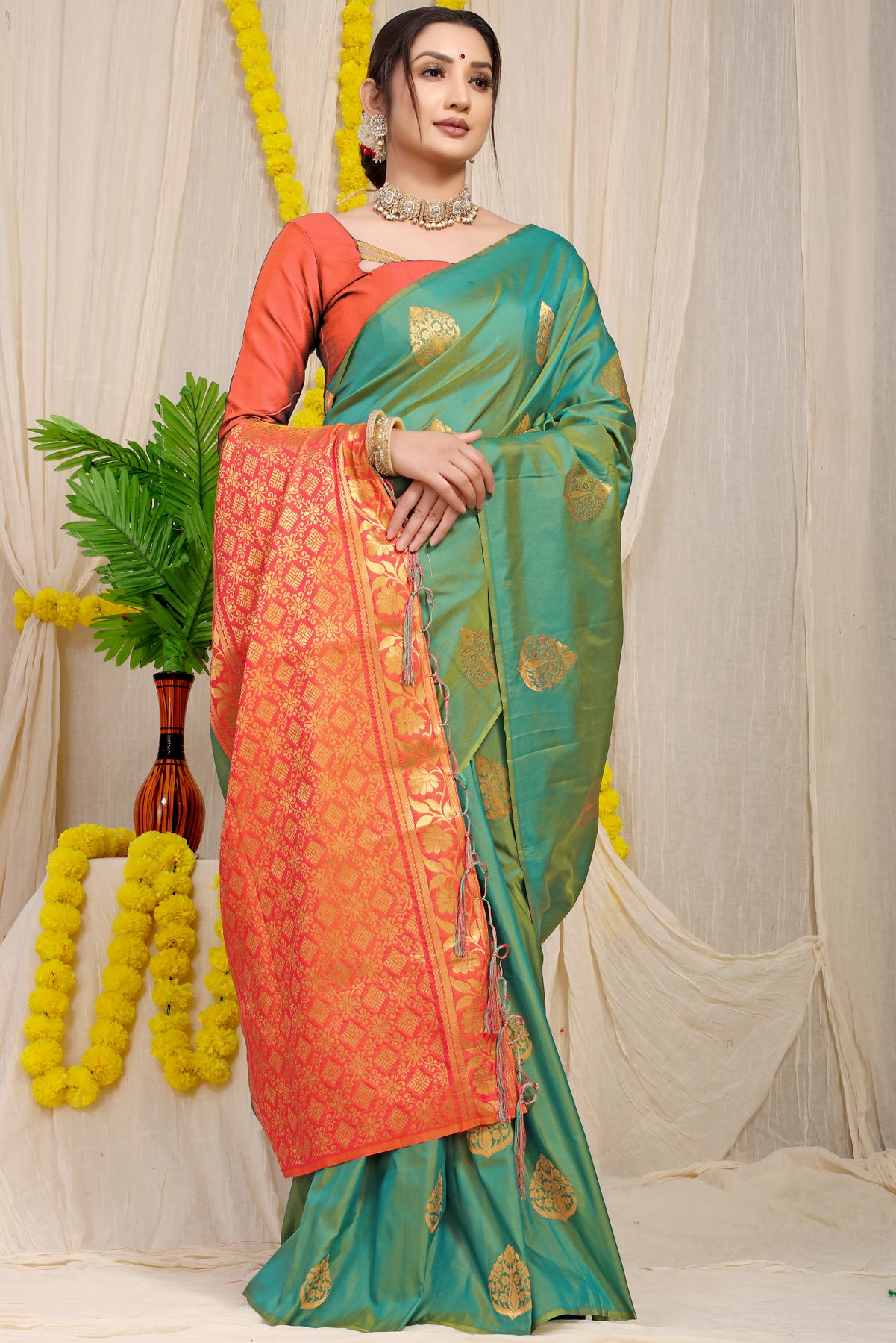 Sea Green Kanchipuram Pattu Silk Saree