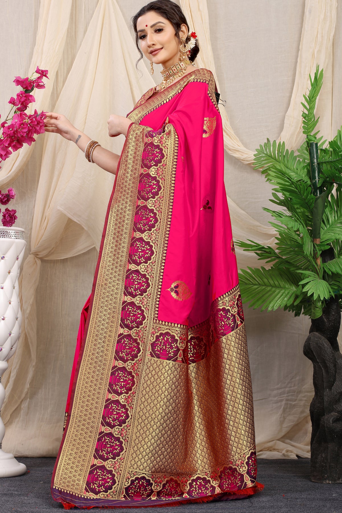 Pink Kanchipuram Pattu Silk Saree