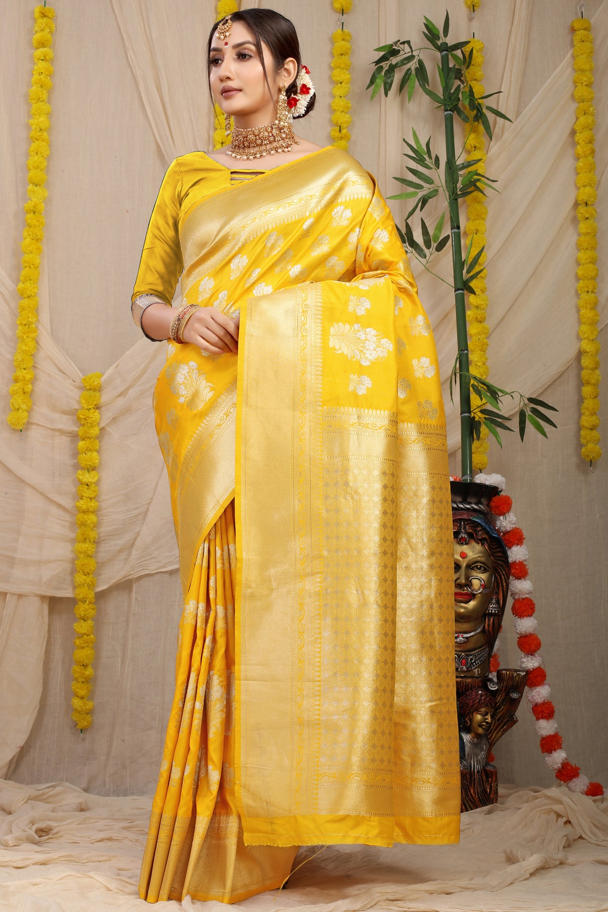 Yellow Kanchipuram Tathastu Pattu Silk Saree Silk Saree