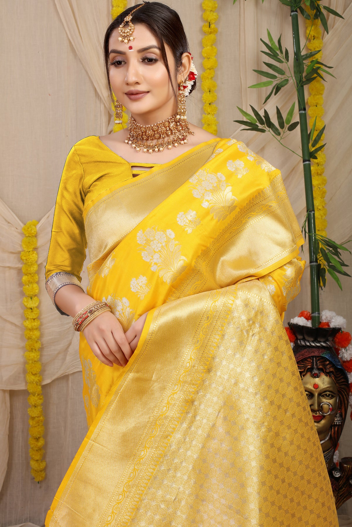Yellow Kanchipuram Tathastu Pattu Silk Saree Silk Saree