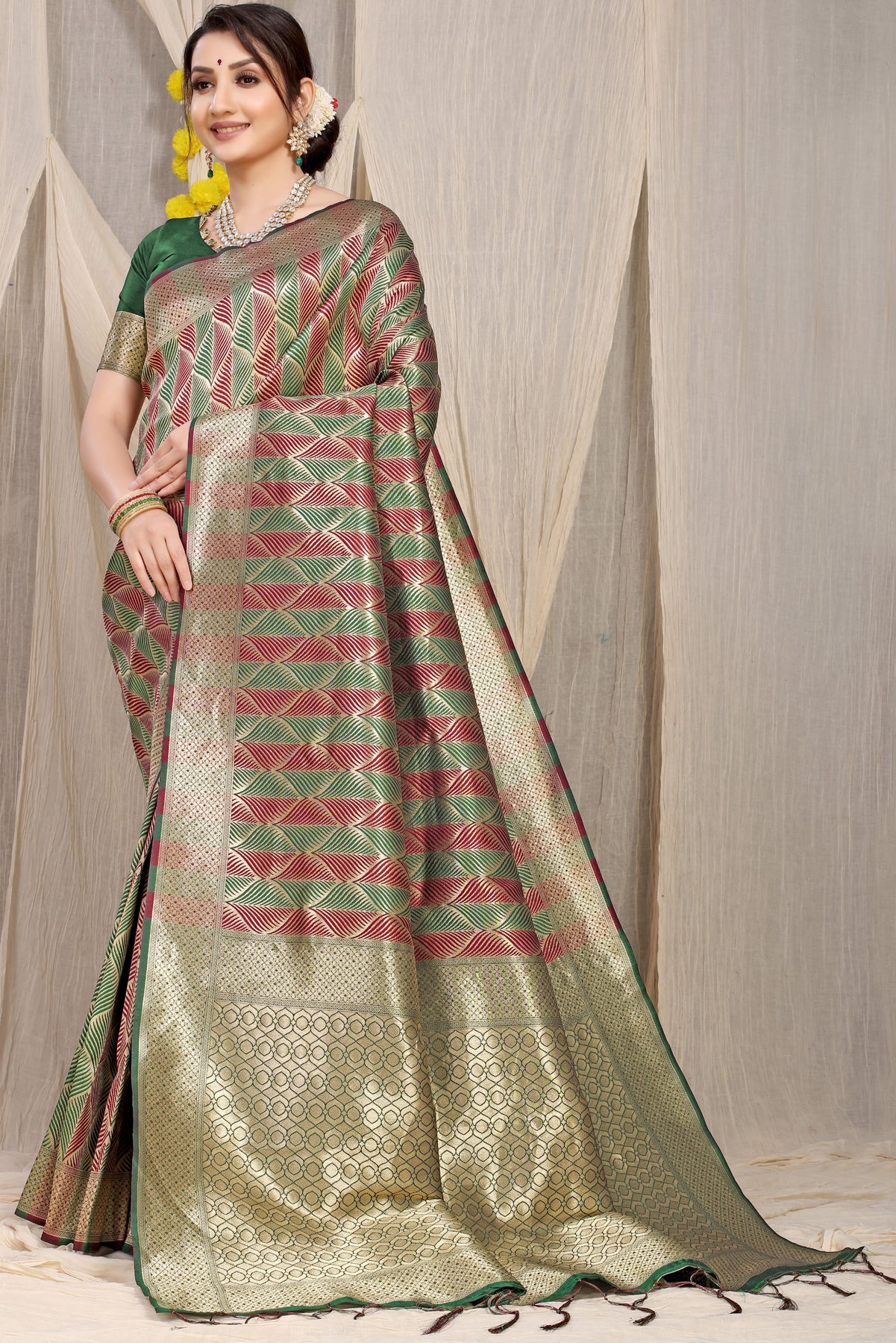 Green Kanchipuram Pattu Silk Saree