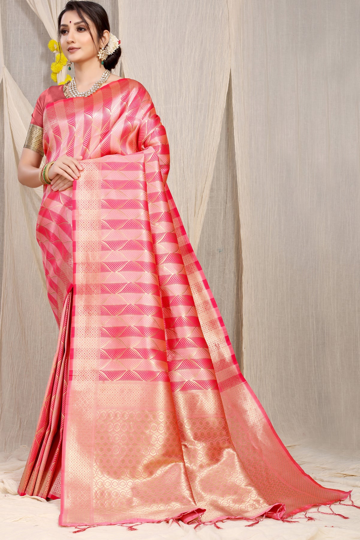 Peach Kanchipuram Pattu Silk Saree