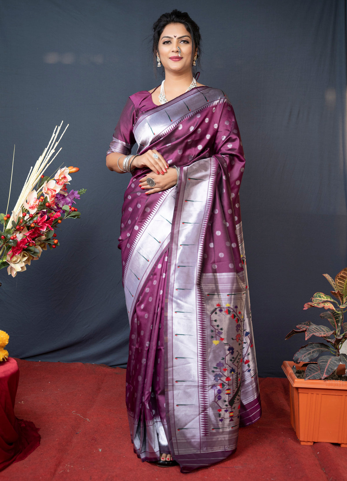 Where can I buy an original Marathi Paithani saree in Mumbai? - Quora