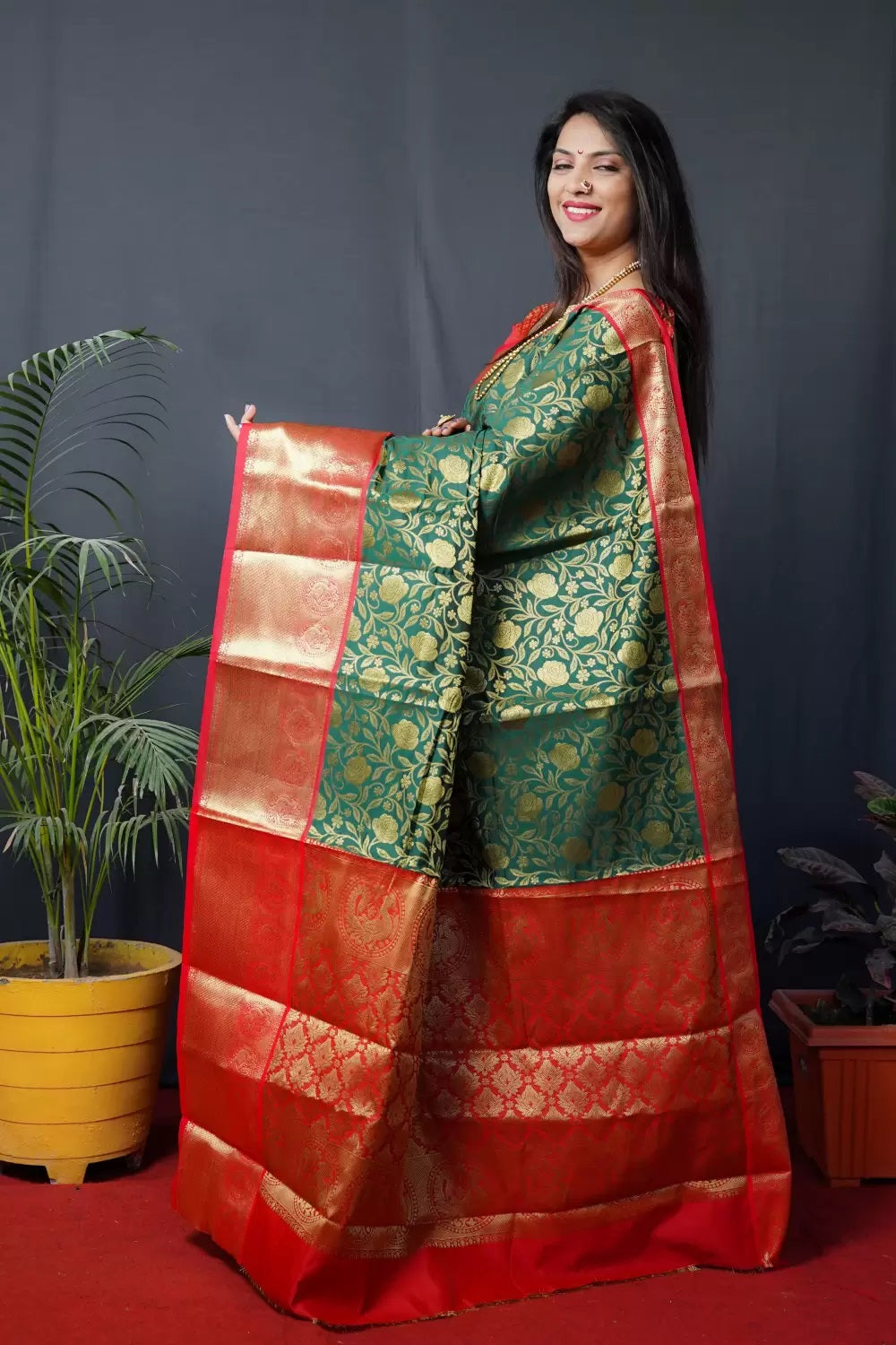 Green And Red Kanchipuram Handloom pattu Weaving Banarasi Silk Saree